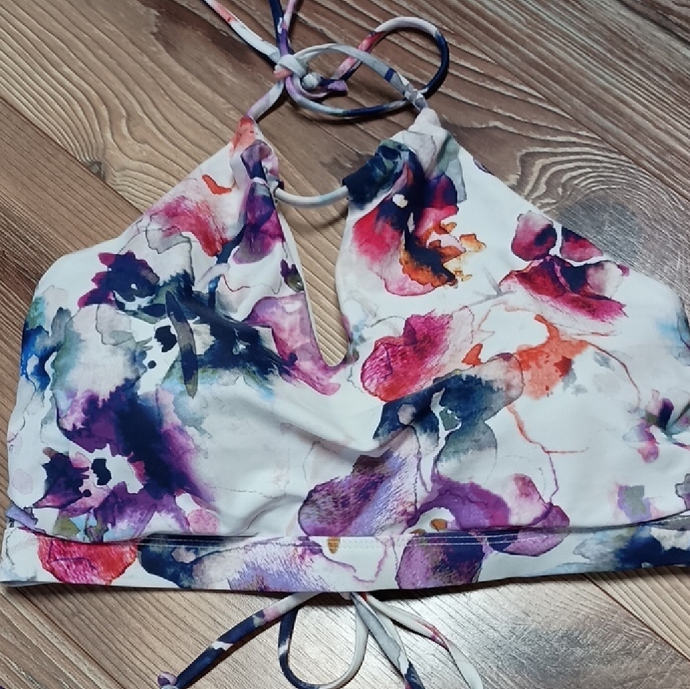 Athleta Swim Top XL